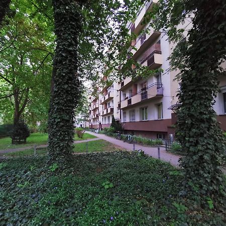 Na Muranowie - Mieszkanie Z Historia I In Muranow - A Flat With Warsaw History Eksteriør billede